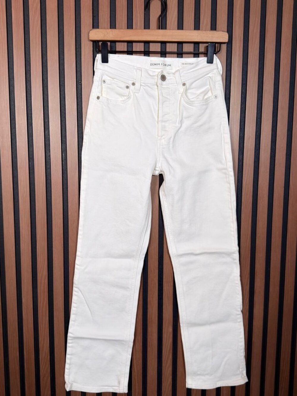 Denim Forum Jeans 24 Womens White Arlo High Rise Straight Button Fly